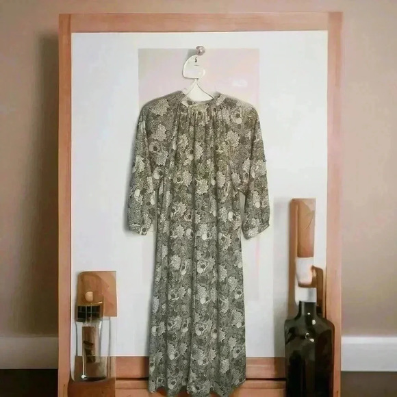 Vintage Women's Brown Floral Silky-Feel Size 13 With Drawstring Waist. - Picture 3 of 4